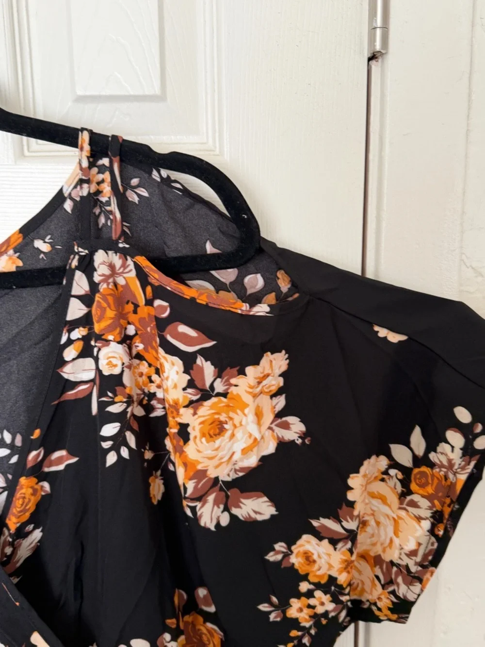 Floral Cold-Shoulder Peplum Top - Picture 6 of 12